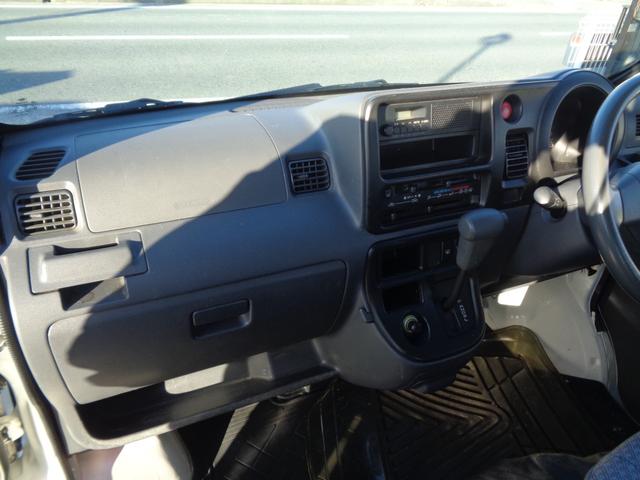 ハイゼットカーゴ スペシャル　１年走行距離無制限保証付／両側スライドドア／後席フルフラット／スペアタイヤ／ヘッドライトレベライザー／エアコン／運転席・助手席エアバック／パワーステアリング／ＦＭラジオ／ＡＭラジオ（30枚目）