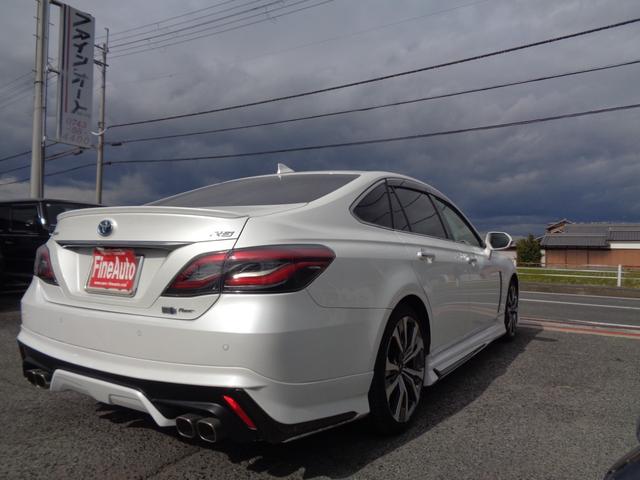 クラウンハイブリッド ＲＳアドバンス　Ｆｏｕｒ　１年走行距離無制限保証付／４ＷＤ／モデリスタエアロ／モデリスタ１９ＡＷ／全方位カメラ／ＥＴＣ２．０／サンルーフ／オートライト／フロントフォグライト／運転席シートヒーター・シートエアコン／ＴＶキット（8枚目）