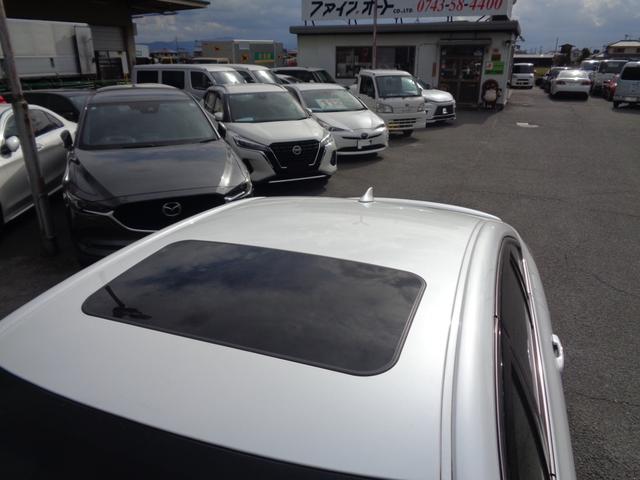 クラウンハイブリッド ＲＳアドバンス　Ｆｏｕｒ　１年走行距離無制限保証付／４ＷＤ／モデリスタエアロ／モデリスタ１９ＡＷ／全方位カメラ／ＥＴＣ２．０／サンルーフ／オートライト／フロントフォグライト／運転席シートヒーター・シートエアコン／ＴＶキット（9枚目）