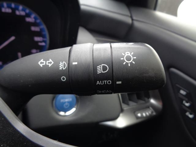 クラウンハイブリッド ＲＳアドバンス　Ｆｏｕｒ　１年走行距離無制限保証付／４ＷＤ／モデリスタエアロ／モデリスタ１９ＡＷ／全方位カメラ／ＥＴＣ２．０／サンルーフ／オートライト／フロントフォグライト／運転席シートヒーター・シートエアコン／ＴＶキット（14枚目）