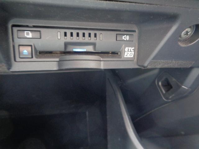 クラウンハイブリッド ＲＳアドバンス　Ｆｏｕｒ　１年走行距離無制限保証付／４ＷＤ／モデリスタエアロ／モデリスタ１９ＡＷ／全方位カメラ／ＥＴＣ２．０／サンルーフ／オートライト／フロントフォグライト／運転席シートヒーター・シートエアコン／ＴＶキット（41枚目）