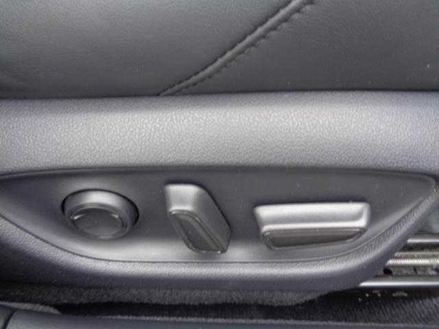 クラウンハイブリッド ＲＳアドバンス　Ｆｏｕｒ　１年走行距離無制限保証付／４ＷＤ／モデリスタエアロ／モデリスタ１９ＡＷ／全方位カメラ／ＥＴＣ２．０／サンルーフ／オートライト／フロントフォグライト／運転席シートヒーター・シートエアコン／ＴＶキット（53枚目）