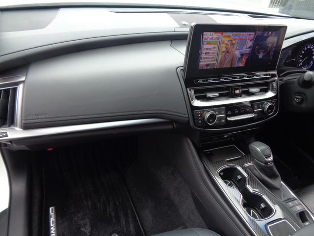 クラウンハイブリッド ＲＳアドバンス　Ｆｏｕｒ　１年走行距離無制限保証付／４ＷＤ／モデリスタエアロ／モデリスタ１９ＡＷ／全方位カメラ／ＥＴＣ２．０／サンルーフ／オートライト／フロントフォグライト／運転席シートヒーター・シートエアコン／ＴＶキット（64枚目）