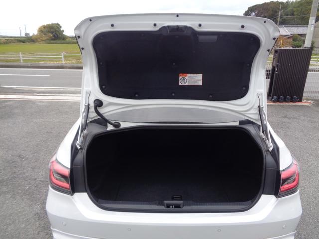 クラウンハイブリッド ＲＳアドバンス　Ｆｏｕｒ　１年走行距離無制限保証付／４ＷＤ／モデリスタエアロ／モデリスタ１９ＡＷ／全方位カメラ／ＥＴＣ２．０／サンルーフ／オートライト／フロントフォグライト／運転席シートヒーター・シートエアコン／ＴＶキット（77枚目）