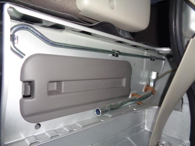 エブリイ PC 1年走行距離無制限保証付/パートタイム4WD/オートギヤシフト車/インパネ5AGS/ナビ/TV/ETC/オーバーヘッドシェルフ/スペアタイヤ/外品12AW/ヘッドライトレベライザー/キーレス(50枚目)