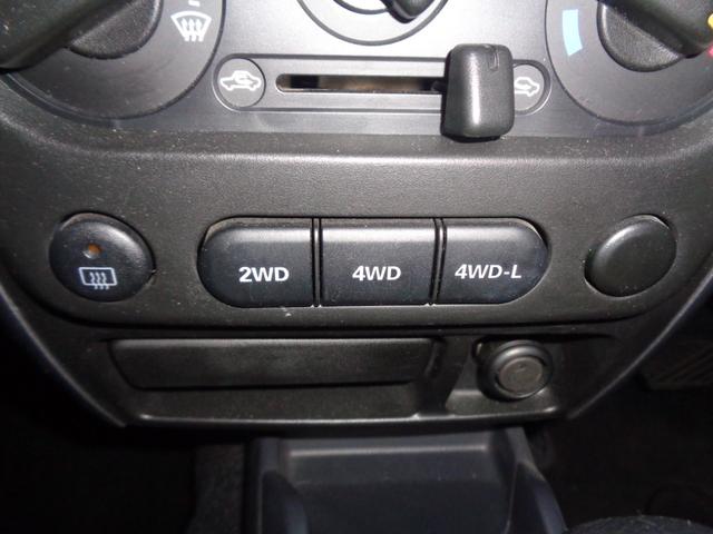 ジムニー ＸＧ　１年走行距離無制限保証付／パートタイム４ＷＤ／ＦＭラジオ／ＡＭラジオ／ＣＤ／フェンダーミラー／背面タイヤ／キーレス／前席パワーウィンドウスイッチ／フロア４速オートマ／エアコン／運転席・助手席エアバック（15枚目）