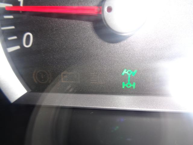 ジムニー ＸＧ　１年走行距離無制限保証付／パートタイム４ＷＤ／ＦＭラジオ／ＡＭラジオ／ＣＤ／フェンダーミラー／背面タイヤ／キーレス／前席パワーウィンドウスイッチ／フロア４速オートマ／エアコン／運転席・助手席エアバック（16枚目）