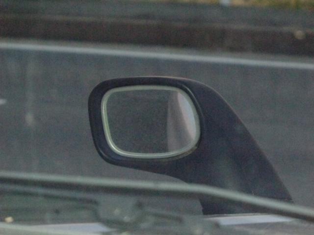 ジムニー ＸＧ　１年走行距離無制限保証付／パートタイム４ＷＤ／ＦＭラジオ／ＡＭラジオ／ＣＤ／フェンダーミラー／背面タイヤ／キーレス／前席パワーウィンドウスイッチ／フロア４速オートマ／エアコン／運転席・助手席エアバック（27枚目）