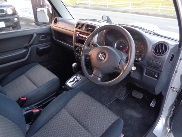 ジムニー ＸＧ　１年走行距離無制限保証付／パートタイム４ＷＤ／ＦＭラジオ／ＡＭラジオ／ＣＤ／フェンダーミラー／背面タイヤ／キーレス／前席パワーウィンドウスイッチ／フロア４速オートマ／エアコン／運転席・助手席エアバック（30枚目）