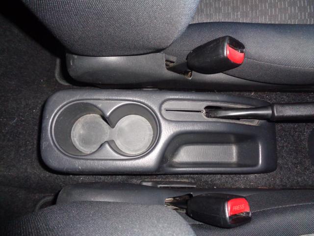 ジムニー ＸＧ　１年走行距離無制限保証付／パートタイム４ＷＤ／ＦＭラジオ／ＡＭラジオ／ＣＤ／フェンダーミラー／背面タイヤ／キーレス／前席パワーウィンドウスイッチ／フロア４速オートマ／エアコン／運転席・助手席エアバック（34枚目）