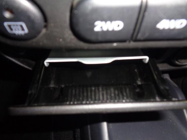 ジムニー ＸＧ　１年走行距離無制限保証付／パートタイム４ＷＤ／ＦＭラジオ／ＡＭラジオ／ＣＤ／フェンダーミラー／背面タイヤ／キーレス／前席パワーウィンドウスイッチ／フロア４速オートマ／エアコン／運転席・助手席エアバック（37枚目）