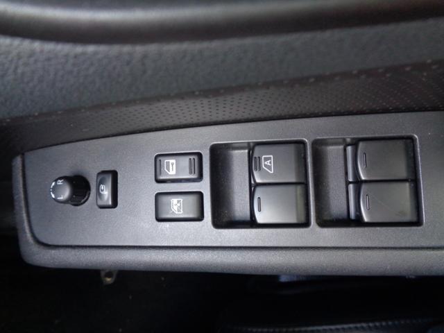 エクストレイル ２０Ｘｔ　エクストリーマーＸ　１年走行距離無制限保証付／パートタイム４ＷＤ／ナビ／ＴＶ／バックモニター／ＥＴＣ／シートヒーター／オートライト／フロントフォグライト／ルーフレールライト／スペアタイヤ／純正１８ＡＷ／スマートキー（11枚目）