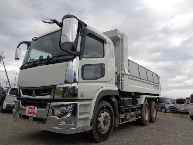 スーパーグレート ベースグレード　コボレーン付き／極東開発工業／７速ＭＴ／ＥＴＣ２．０／前方ドライブレコーダー／ラジオ／ＵＳＢポート／後方モニター／ステアリングスイッチ／プッシュスタート／アイドリングストップ／オートクルーズ（3枚目）