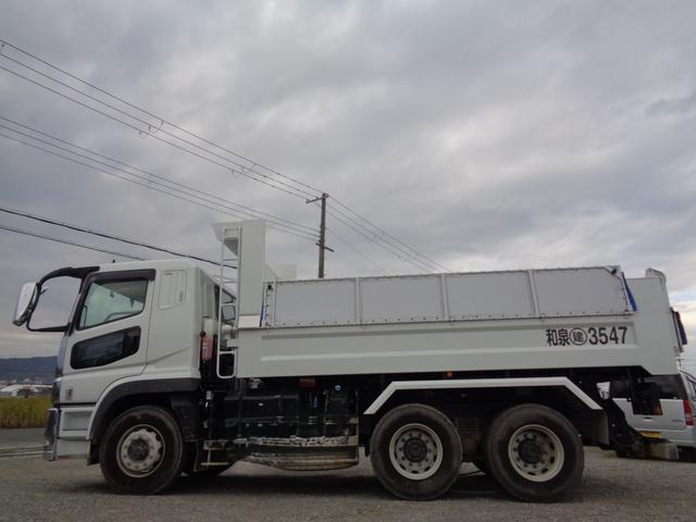 スーパーグレート ベースグレード　コボレーン付き／極東開発工業／７速ＭＴ／ＥＴＣ２．０／前方ドライブレコーダー／ラジオ／ＵＳＢポート／後方モニター／ステアリングスイッチ／プッシュスタート／アイドリングストップ／オートクルーズ（5枚目）