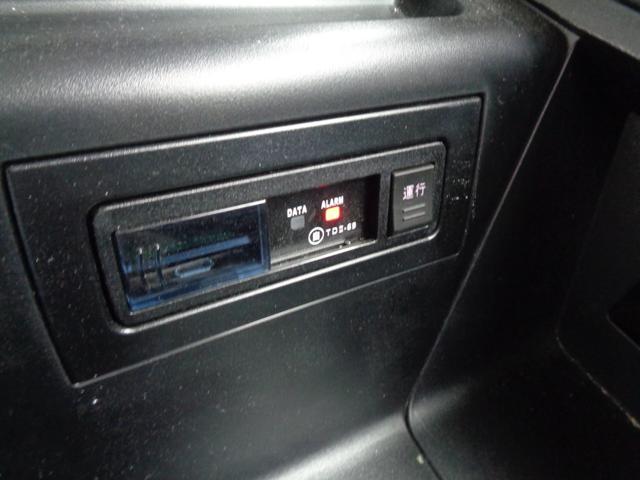 スーパーグレート ベースグレード　コボレーン付き／極東開発工業／７速ＭＴ／ＥＴＣ２．０／前方ドライブレコーダー／ラジオ／ＵＳＢポート／後方モニター／ステアリングスイッチ／プッシュスタート／アイドリングストップ／オートクルーズ（16枚目）