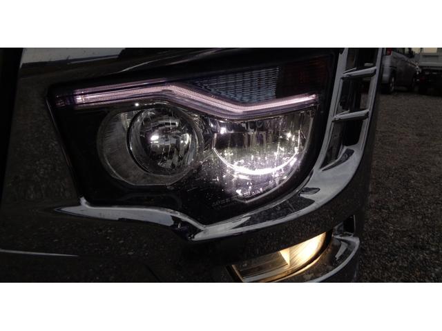 スーパーグレート ベースグレード　コボレーン付き／極東開発工業／７速ＭＴ／ＥＴＣ２．０／前方ドライブレコーダー／ラジオ／ＵＳＢポート／後方モニター／ステアリングスイッチ／プッシュスタート／アイドリングストップ／オートクルーズ（28枚目）