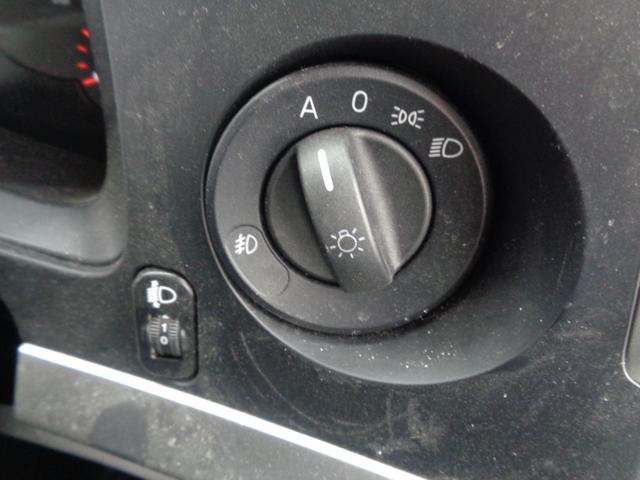 スーパーグレート ベースグレード　コボレーン付き／極東開発工業／７速ＭＴ／ＥＴＣ２．０／前方ドライブレコーダー／ラジオ／ＵＳＢポート／後方モニター／ステアリングスイッチ／プッシュスタート／アイドリングストップ／オートクルーズ（29枚目）