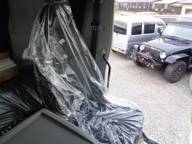 スーパーグレート ベースグレード　コボレーン付き／極東開発工業／７速ＭＴ／ＥＴＣ２．０／前方ドライブレコーダー／ラジオ／ＵＳＢポート／後方モニター／ステアリングスイッチ／プッシュスタート／アイドリングストップ／オートクルーズ（40枚目）