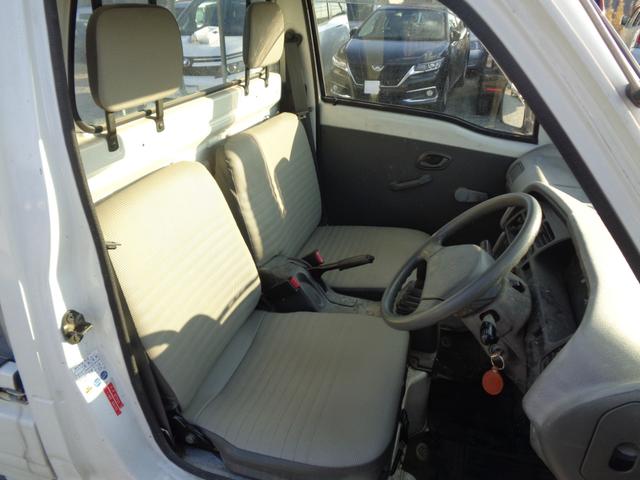 キャリイトラック KU 荷台三方開き/スズキ純正AMラジオ/フロア5速ミッション/走行距離1万8千km/2WD/取扱説明書あり(17枚目)