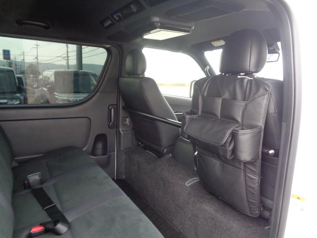 ハイエースバン スーパーＧＬ　ダークプライムＩＩ　ワンオーナー／ナビ／ＴＶ／全方位カメラ／前方ドライブレコーダー／デジタルインナーミラー／ＥＴＣ／両側パワースライドドア／オートライト／フロントフォグライト／オートハイビーム／ＡＣ１００Ｖ／スペアタイヤ（69枚目）