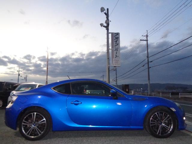 ＢＲＺ Ｓ　１年走行距離無制限保証付／ナビ／ＴＶ／Ｂｌｕｅｔｏｏｔｈ／フロントフォグライト／プッシュスタート／オートライト／６速オートマ／バックモニター／純正１７ＡＷ／ＵＳＢポート／ＦＭラジオ／ＡＭラジオ（4枚目）