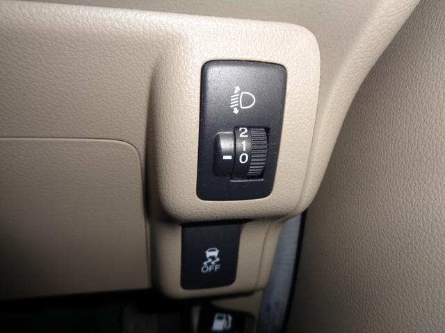 Ｎ－ＢＯＸ Ｇ　１年走行距離無制限保証付／プッシュスタート／ナビ／ＴＶ／Ｂｌｕｅｔｏｏｔｈ／キーレス／スマートキー／スペアキーあり／両側スライドドア／後席チップアップシート／パンク修理キット／車載工具（11枚目）