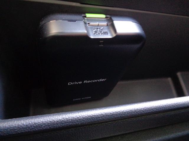 ムーヴキャンバス ＧブラックインテリアＶＳ　ＳＡＩＩＩ　１年走行距離無制限保証付／両側パワースライドドア／ナビ／ＴＶ／全方位カメラ／ナビ連動前方ドライブレコーダー／ＥＴＣ／オートライト／オートハイビーム／フロントフォグライト／運転席シートヒーター（20枚目）