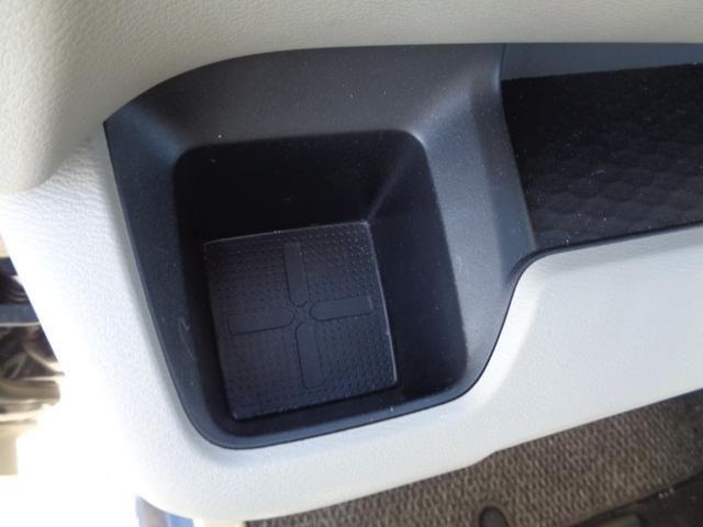 ルークス Ｘ　１年走行距離無制限保証付／アラウンドビューモニター／ナビ／ＴＶ／ステアリングスイッチ／オートライト／アイドリングストップ／片側パワースライドドア／プッシュスタート／後席ロールサンシェード（47枚目）