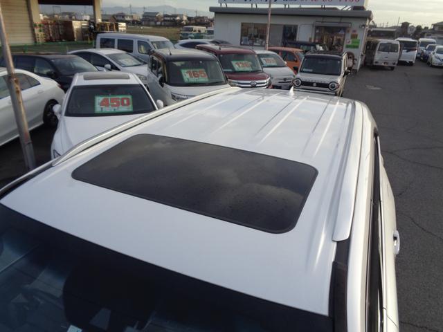 ＬＸ ＬＸ６００　ワンオーナー／外品マフラー／純正２２ＡＷ／サンルーフ／デジタルインナーミラー／全方位カメラ／前後ドライブレコーダー／ＡＣ１００Ｖ／クールボックス／電動格納３列目シート／ＥＴＣ２．０／マークレビンソン（9枚目）