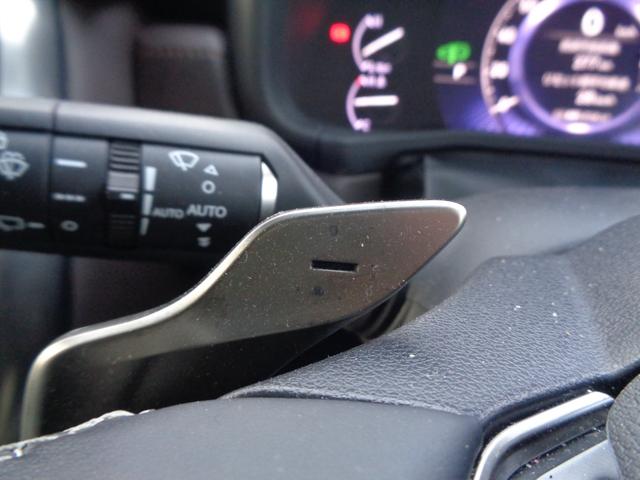 ＬＸ ＬＸ６００　ワンオーナー／外品マフラー／純正２２ＡＷ／サンルーフ／デジタルインナーミラー／全方位カメラ／前後ドライブレコーダー／ＡＣ１００Ｖ／クールボックス／電動格納３列目シート／ＥＴＣ２．０／マークレビンソン（16枚目）