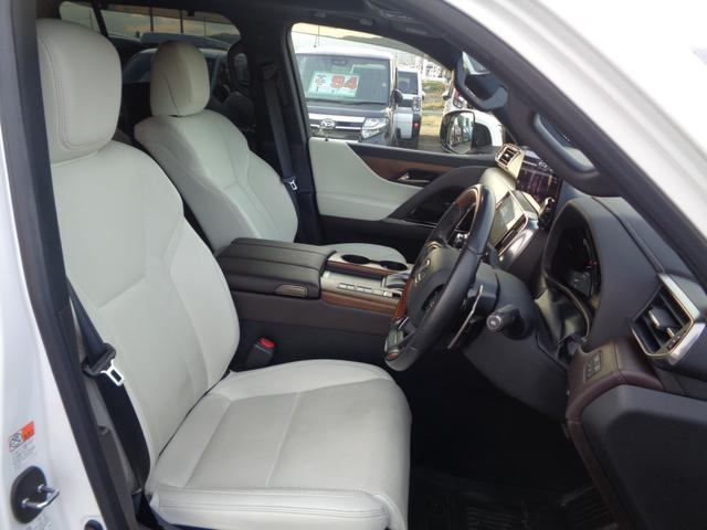 ＬＸ ＬＸ６００　ワンオーナー／外品マフラー／純正２２ＡＷ／サンルーフ／デジタルインナーミラー／全方位カメラ／前後ドライブレコーダー／ＡＣ１００Ｖ／クールボックス／電動格納３列目シート／ＥＴＣ２．０／マークレビンソン（60枚目）