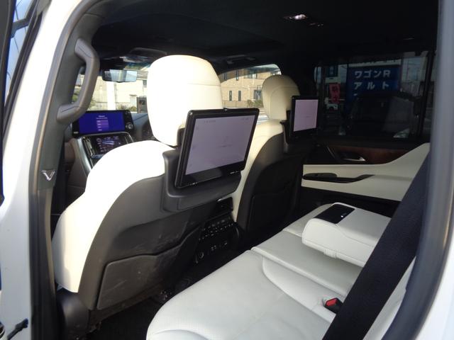 ＬＸ ＬＸ６００　ワンオーナー／外品マフラー／純正２２ＡＷ／サンルーフ／デジタルインナーミラー／全方位カメラ／前後ドライブレコーダー／ＡＣ１００Ｖ／クールボックス／電動格納３列目シート／ＥＴＣ２．０／マークレビンソン（72枚目）