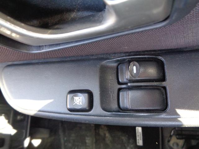 パジェロミニ エクシード　１年走行距離無制限保証付／パートタイム４ＷＤ／外品ナビ／ＣＤ／ＴＶ／ＦＭ・ＡＭラジオ／ＥＴＣ／フロントフォグライト／背面タイヤ／純正１５ＡＷ／フェンダーミラー／ルーフレール／ヘッドライトレベライザー（11枚目）