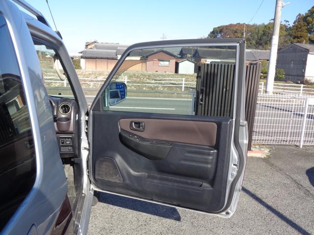 パジェロミニ エクシード　１年走行距離無制限保証付／パートタイム４ＷＤ／外品ナビ／ＣＤ／ＴＶ／ＦＭ・ＡＭラジオ／ＥＴＣ／フロントフォグライト／背面タイヤ／純正１５ＡＷ／フェンダーミラー／ルーフレール／ヘッドライトレベライザー（33枚目）