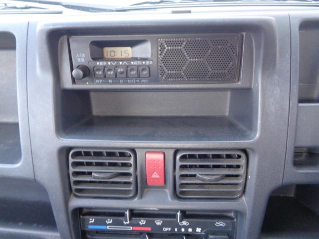 キャリイトラック ＫＣエアコン・パワステ　１年走行距離無制限保証付／パートタイム４ＷＤ／ＥＴＣ／ＦＭラジオ／ＡＭラジオ／荷台三方開き／スペアタイヤ／ヘッドライトレベライザー／運転席エアバッグ／フロアー３速オートマ／エアコン／パワーステアリング（22枚目）