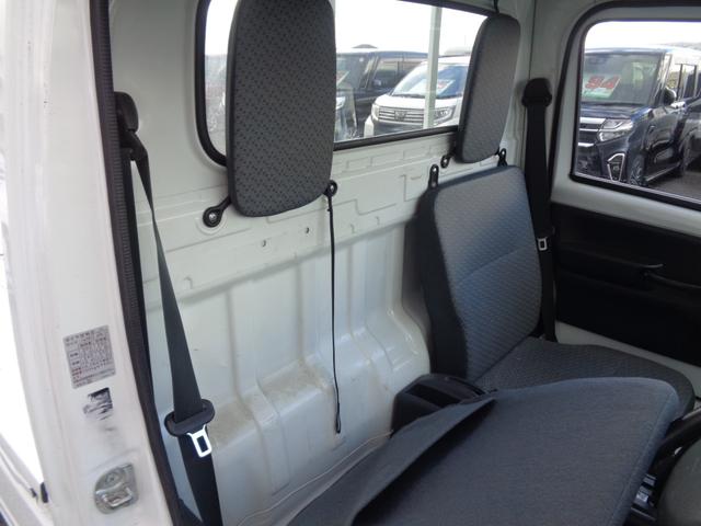 キャリイトラック ＫＣエアコン・パワステ　１年走行距離無制限保証付／パートタイム４ＷＤ／ＥＴＣ／ＦＭラジオ／ＡＭラジオ／荷台三方開き／スペアタイヤ／ヘッドライトレベライザー／運転席エアバッグ／フロアー３速オートマ／エアコン／パワーステアリング（33枚目）