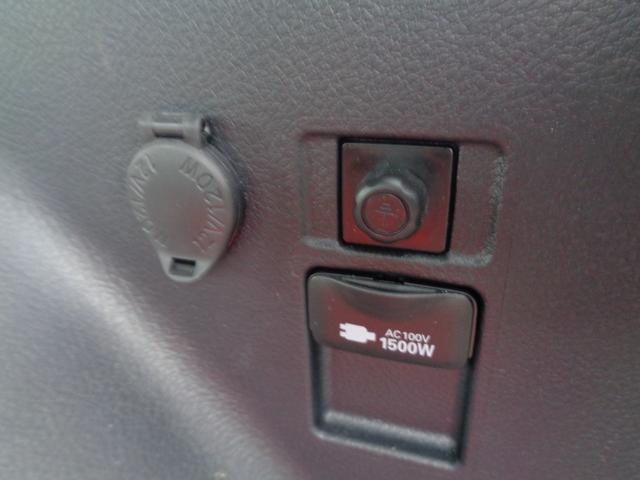 シエンタ ハイブリッド　ファンベースＧ　１年走行距離無制限保証付／ナビ／ＴＶ／全方位カメラ／前方ドライブレコーダ／前席シートヒーター／ハンドルヒーター／オートライト／フロントフォグライト／オートハイビーム／両側パワースライドドア／ＡＣ１００（33枚目）