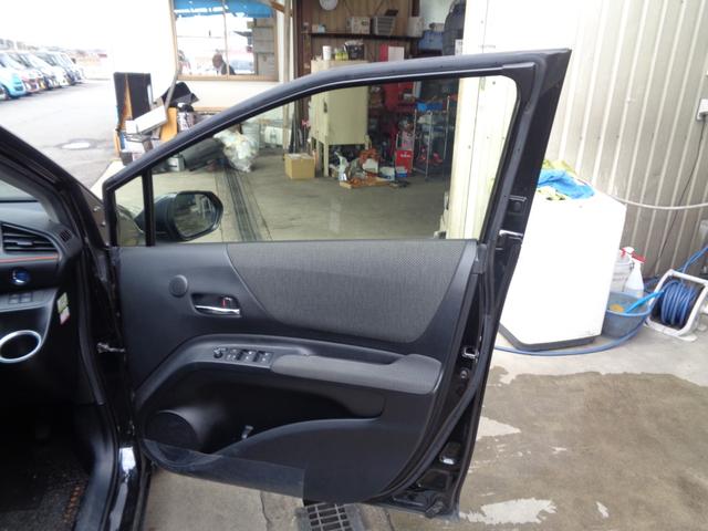 シエンタ ハイブリッド　ファンベースＧ　１年走行距離無制限保証付／ナビ／ＴＶ／全方位カメラ／前方ドライブレコーダ／前席シートヒーター／ハンドルヒーター／オートライト／フロントフォグライト／オートハイビーム／両側パワースライドドア／ＡＣ１００（34枚目）