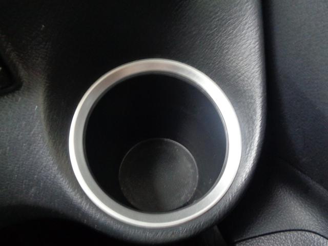 シエンタ ハイブリッド　ファンベースＧ　１年走行距離無制限保証付／ナビ／ＴＶ／全方位カメラ／前方ドライブレコーダ／前席シートヒーター／ハンドルヒーター／オートライト／フロントフォグライト／オートハイビーム／両側パワースライドドア／ＡＣ１００（38枚目）