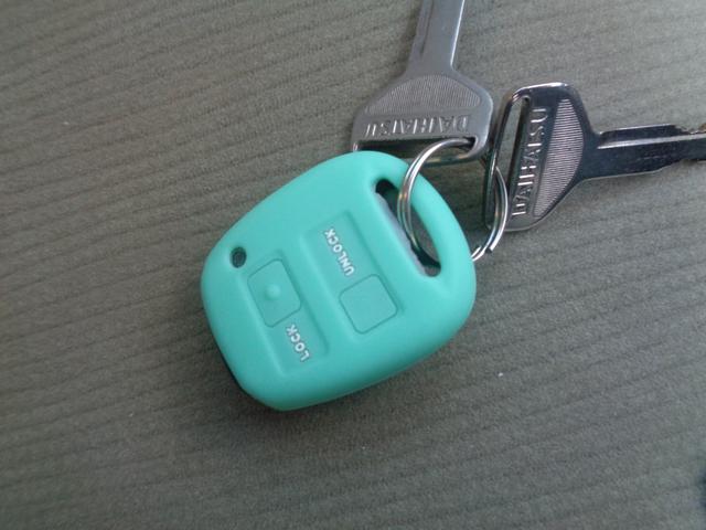 �L�[���X�E�X�y�A�L�[����