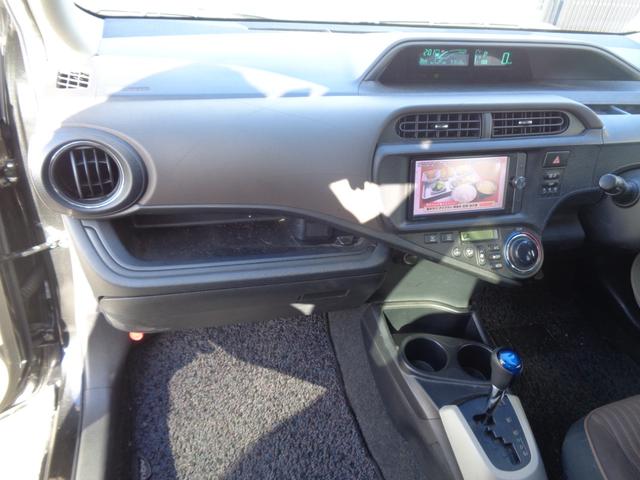 アクア Ｇ　１年走行距離無制限保証付／ワンオーナー／ナビ／ＴＶ／バックモニター／ＥＴＣ／オートライト／前方ドライブレコーダ－／ステアリングスイッチ／プッシュスタート／ＣＤ／ＤＶＤ／ＦＭラジオ／ＡＭラジオ（44枚目）