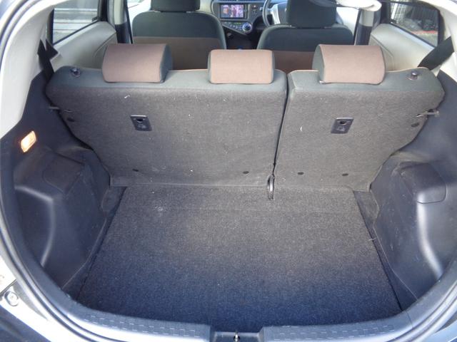 アクア Ｇ　１年走行距離無制限保証付／ワンオーナー／ナビ／ＴＶ／バックモニター／ＥＴＣ／オートライト／前方ドライブレコーダ－／ステアリングスイッチ／プッシュスタート／ＣＤ／ＤＶＤ／ＦＭラジオ／ＡＭラジオ（55枚目）