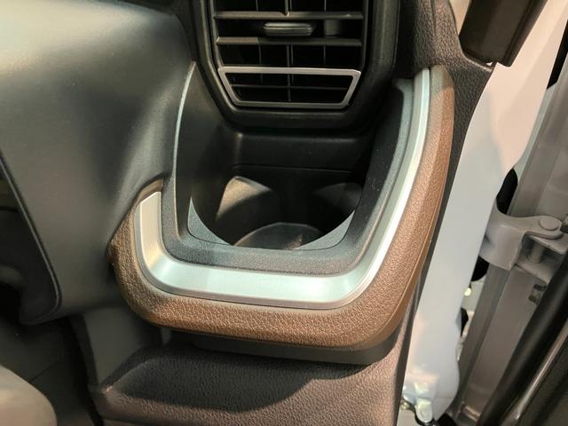 ムーヴ Ｇ　フルセグナビ　バックカメラ　左側電動スライドドア　ＬＥＤ　衝突被害軽減ブレーキ　コーナーセンサー　フルセグナビ　バックカメラ　ＤＶＤ再生　Ｂｌｕｅｔｏｏｔｈ　ＵＳＢ　左側電動スライドドア　ＬＥＤ　オートライト　オートエアコン　電動パーキングブレーキ（70枚目）