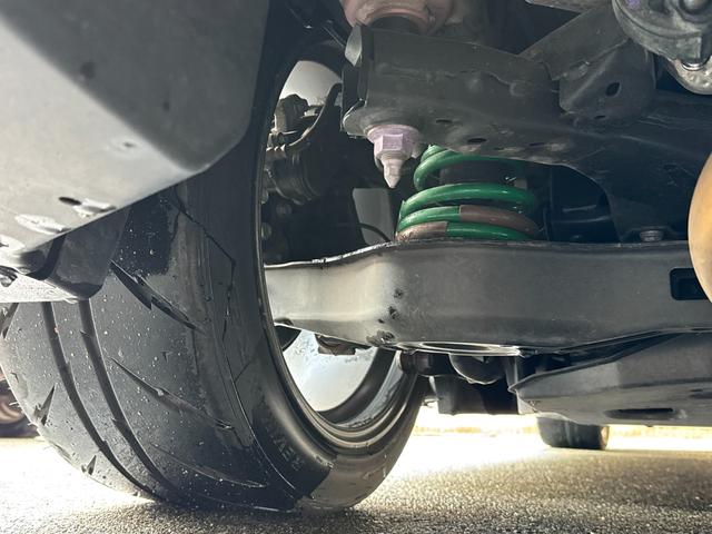 カローラスポーツ Ｇ　Ｚ　純正ディスプレイオーディオナビ　フルＴＶ　バックカメラ　トヨタセーフティセンス　ＴＥＩＮ車高調　ＨＫＳセンタ２本出しマフラー　ＢＲＩＤＥフルバケットシート　シートレール　ＶＯＬＫ　ＴＥ３７アルミ（12枚目）