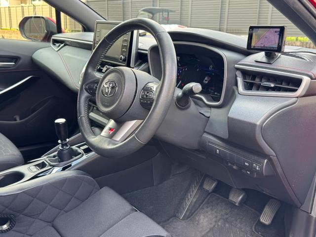 カローラスポーツ Ｇ　Ｚ　純正ディスプレイオーディオナビ　フルＴＶ　バックカメラ　トヨタセーフティセンス　ＴＥＩＮ車高調　ＨＫＳセンタ２本出しマフラー　ＢＲＩＤＥフルバケットシート　シートレール　ＶＯＬＫ　ＴＥ３７アルミ（28枚目）