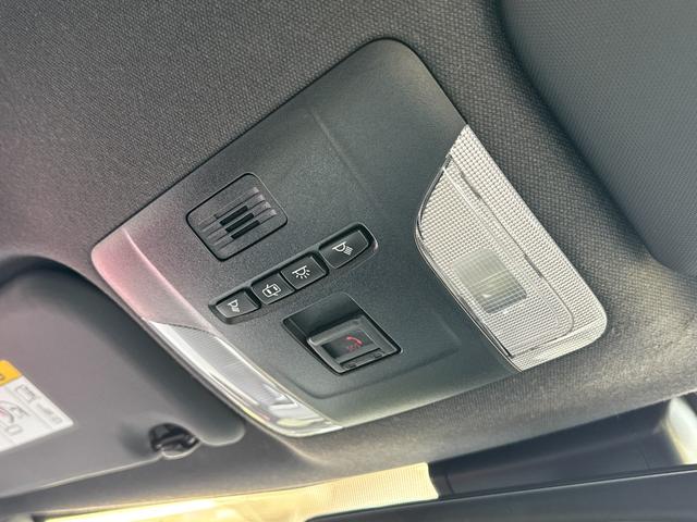 カローラスポーツ Ｇ　Ｚ　純正ディスプレイオーディオナビ　フルＴＶ　バックカメラ　トヨタセーフティセンス　ＴＥＩＮ車高調　ＨＫＳセンタ２本出しマフラー　ＢＲＩＤＥフルバケットシート　シートレール　ＶＯＬＫ　ＴＥ３７アルミ（68枚目）