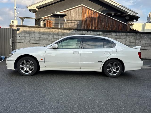 アリスト Ｓ３００ベルテックスエディション　後期　ワンオーナ　ＪＢＬサウンド　禁煙　２ＪＺ　純正ＤＶＤナビ　サンルーフ　ＤＶＤプレイヤー　ＣＤチェンジャー　パワーシート　電動テレスコ　ステアマチック　フェンダーポール　　キーレス　ＥＴＣ（8枚目）