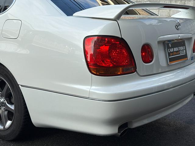 アリスト Ｓ３００ベルテックスエディション　後期　ワンオーナ　ＪＢＬサウンド　禁煙　２ＪＺ　純正ＤＶＤナビ　サンルーフ　ＤＶＤプレイヤー　ＣＤチェンジャー　パワーシート　電動テレスコ　ステアマチック　フェンダーポール　　キーレス　ＥＴＣ（12枚目）