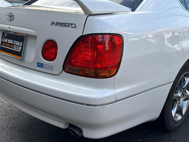 アリスト Ｓ３００ベルテックスエディション　後期　ワンオーナ　ＪＢＬサウンド　禁煙　２ＪＺ　純正ＤＶＤナビ　サンルーフ　ＤＶＤプレイヤー　ＣＤチェンジャー　パワーシート　電動テレスコ　ステアマチック　フェンダーポール　　キーレス　ＥＴＣ（13枚目）