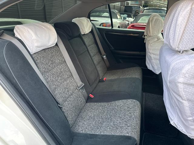 アリスト Ｓ３００ベルテックスエディション　後期　ワンオーナ　ＪＢＬサウンド　禁煙　２ＪＺ　純正ＤＶＤナビ　サンルーフ　ＤＶＤプレイヤー　ＣＤチェンジャー　パワーシート　電動テレスコ　ステアマチック　フェンダーポール　　キーレス　ＥＴＣ（35枚目）